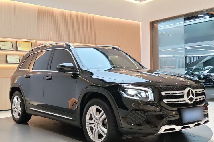 Used Mercedes-Benz GLB 2022 Second Facelift GLB 200 Dynamic Edition Exterior 2