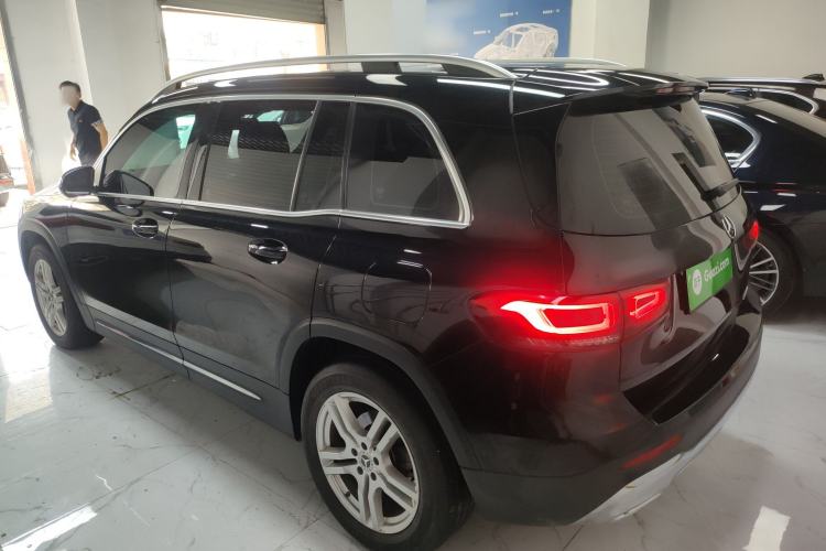 Used Mercedes-Benz GLB 2022 Second Facelift GLB 200 Dynamic Edition Exterior 2