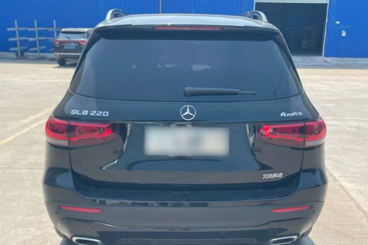 Used Mercedes-Benz GLB 2022 GLB 220 4MATIC Exterior 2