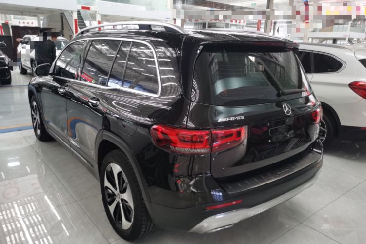Used Mercedes-Benz GLB 2022 Updated GLB 200 Fashion Edition Exterior 2