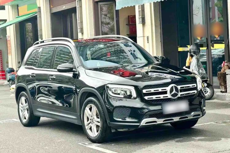 Used Mercedes-Benz GLB 2022 Refresh GLB 200 Dynamic Edition Exterior 2