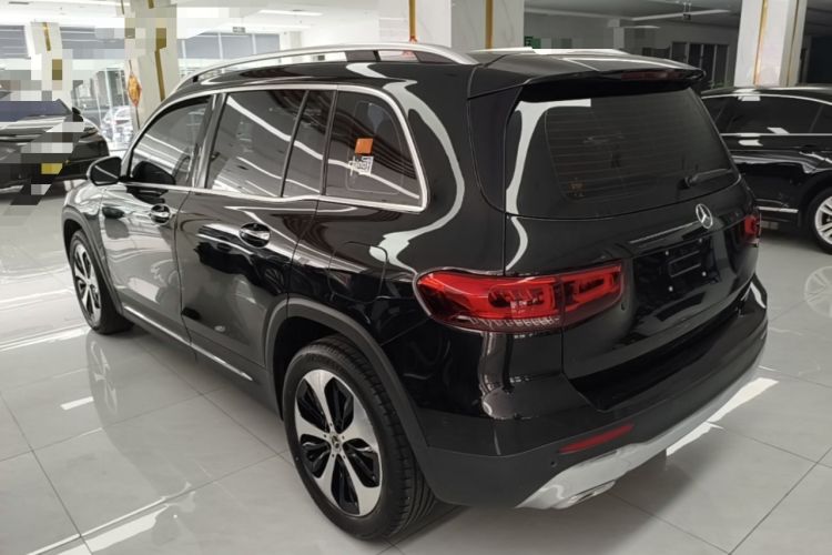Used Mercedes-Benz GLB 2022 Updated GLB 200 Fashion Edition Exterior 2