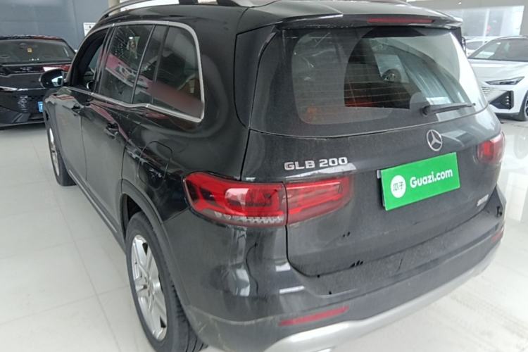 Used Mercedes-Benz GLB 2022 Second Facelift GLB 200 Dynamic Edition Exterior 2
