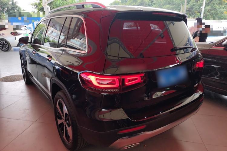 Used Mercedes-Benz GLB 2022 Updated GLB 200 Fashion Edition Exterior 2