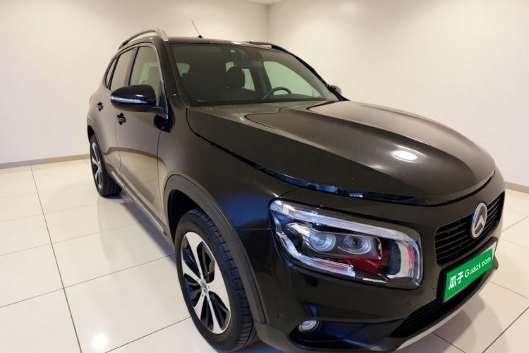 Used Mercedes-Benz GLB 2022 Updated GLB 200 Fashion Edition Exterior 2