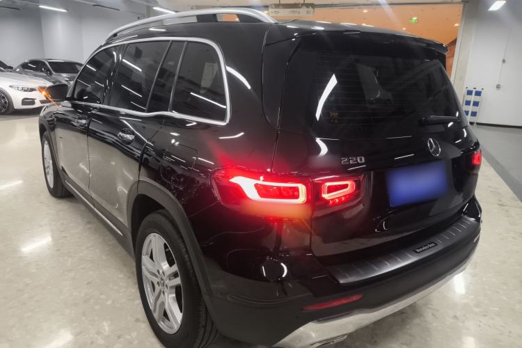 Used Mercedes-Benz GLB 2022 GLB 220 Dynamic Edition Exterior 2