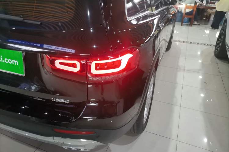 Used Mercedes-Benz GLB 2022 Refresh GLB 200 Dynamic Edition Exterior 2