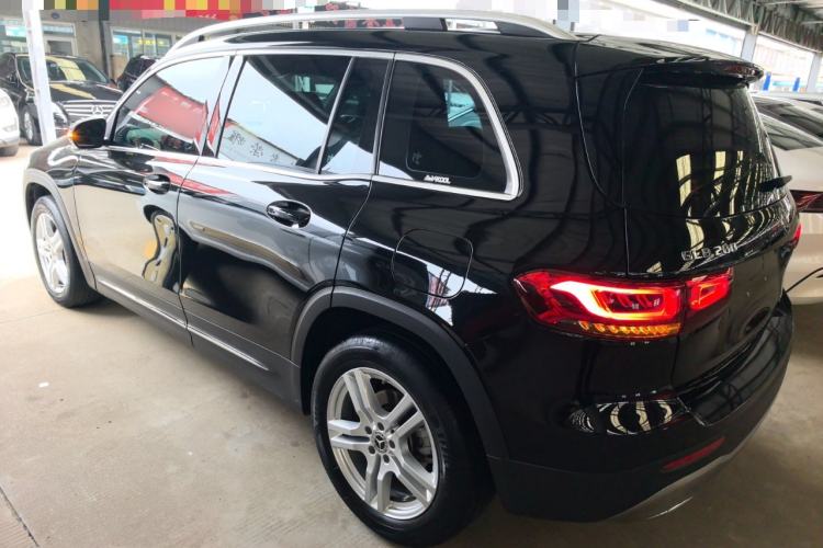 Used Mercedes-Benz GLB 2022 Second Facelift GLB 200 Dynamic Edition Exterior 2