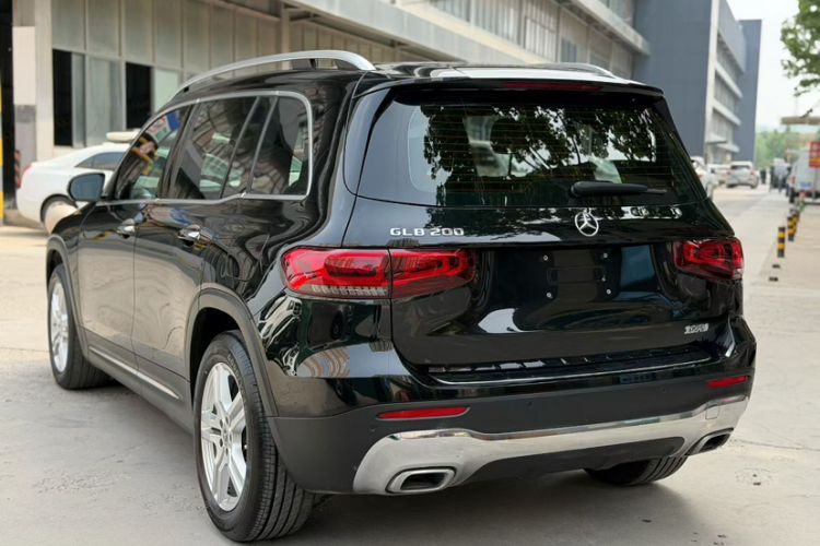 Used Mercedes-Benz GLB 2022 Refresh GLB 200 Dynamic Edition Exterior 3