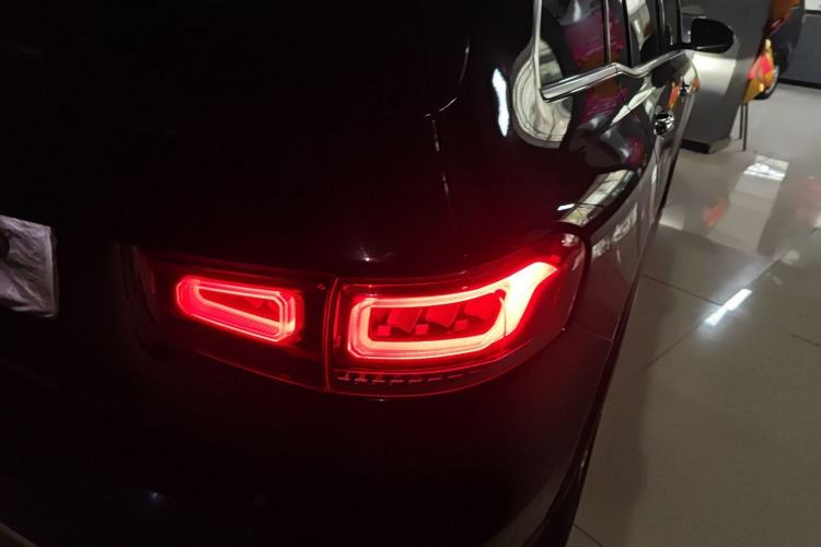 Used Mercedes-Benz GLB 2022 Refresh GLB 200 Dynamic Edition Exterior 3