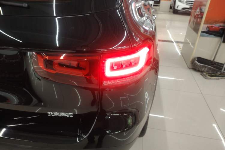 Used Mercedes-Benz GLB 2022 GLB 220 Fashion Model Exterior 3