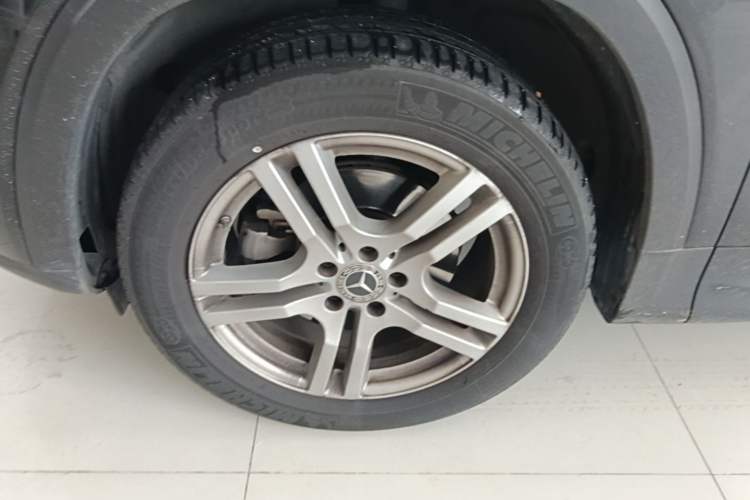Used Mercedes-Benz GLB 2022 Second Facelift GLB 200 Dynamic Edition Exterior 4
