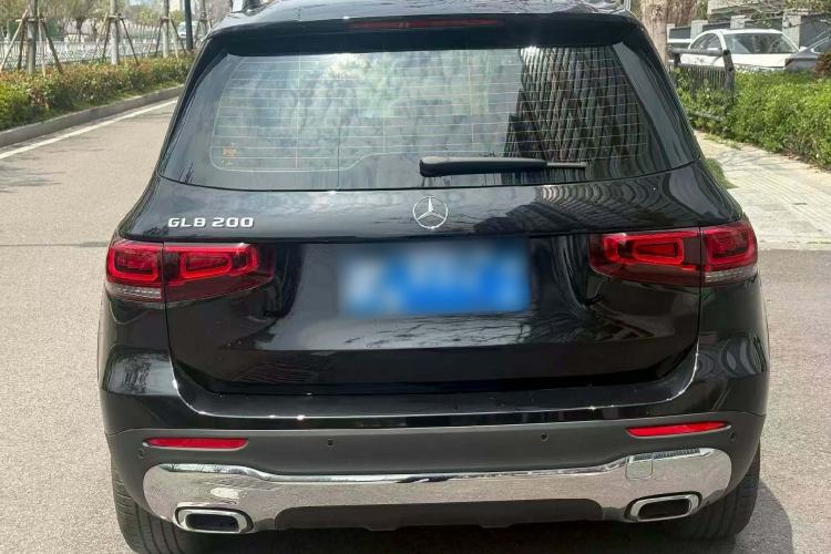 Used Mercedes-Benz GLB 2022 Second Facelift GLB 200 Fashion Edition Exterior 4