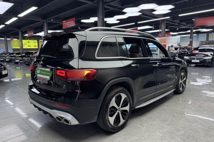 Used Mercedes-Benz GLB 2022 Updated GLB 200 Fashion Edition Exterior 5