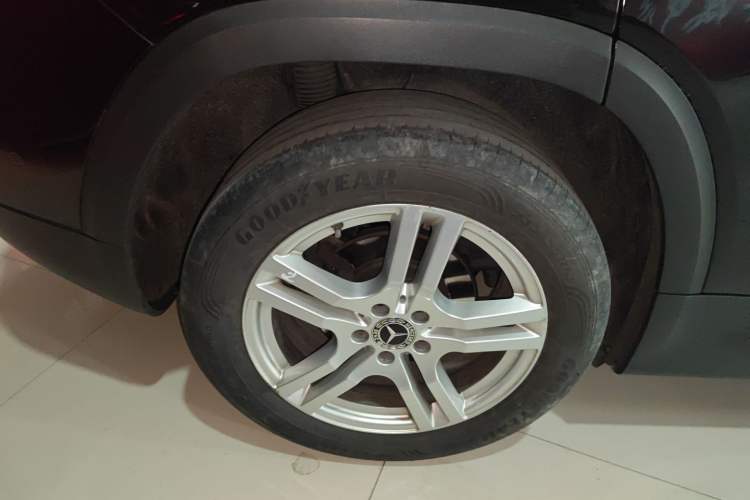 Used Mercedes-Benz GLB 2022 Refresh GLB 200 Dynamic Edition Exterior 5
