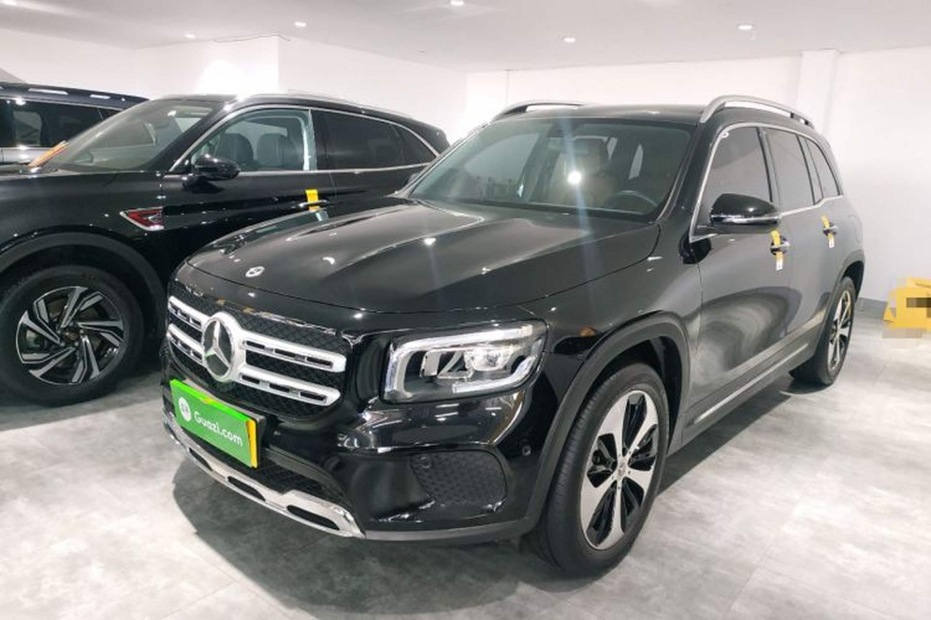 Used Mercedes-Benz GLB 2022 GLB 220 Fashion Model Front Left 45 Deg