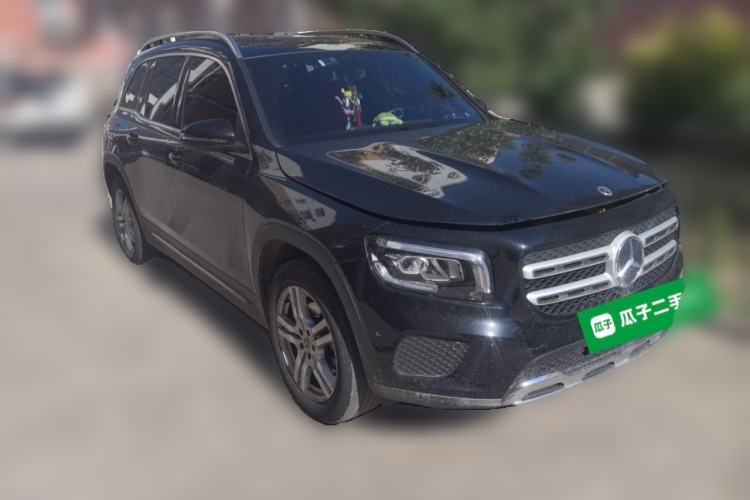 Used Mercedes-Benz GLB 2022 Second Facelift GLB 200 Fashion Edition Front Right 45 Deg