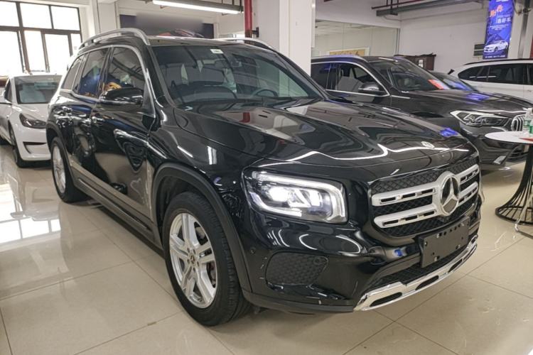 Used Mercedes-Benz GLB 2022 GLB 200 Dynamic Edition Front Right 45 Deg