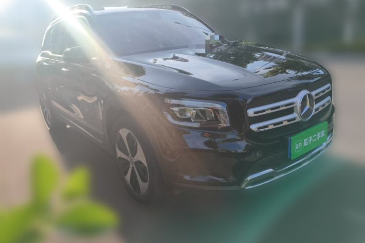 Used Mercedes-Benz GLB 2022 GLB 220 Fashion Model Front Right 45 Deg