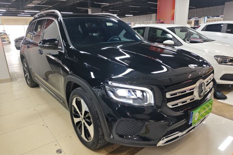 Used Mercedes-Benz GLB 2022 GLB 220 Fashion Model Front Right 45 Deg