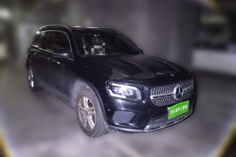 Used Mercedes-Benz GLB 2022 GLB 220 Dynamic Edition Front Right 45 Deg