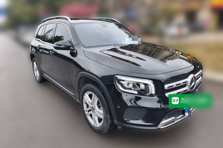 Used Mercedes-Benz GLB 2022 Second Facelift GLB 200 Fashion Edition Front Right 45 Deg