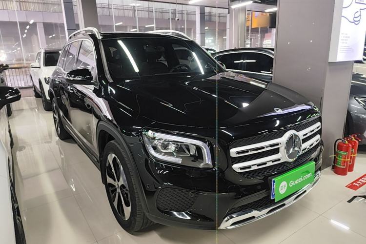 Used Mercedes-Benz GLB 2022 Updated GLB 200 Fashion Edition Front Right 45 Deg