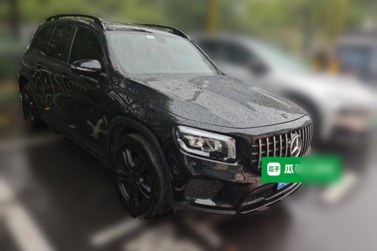 Used Mercedes-Benz GLB 2022 Second Facelift GLB 200 Dynamic Edition Front Right 45 Deg