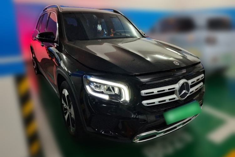 Used Mercedes-Benz GLB 2022 Updated GLB 200 Fashion Edition Front Right 45 Deg