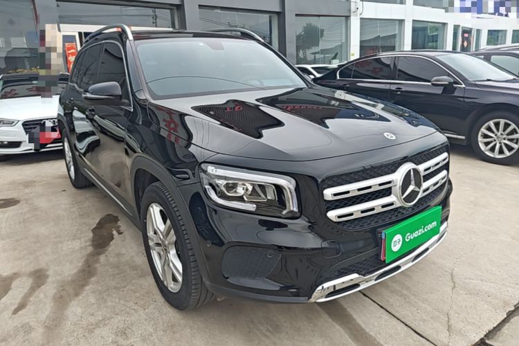 Used Mercedes-Benz GLB 2022 Second Facelift GLB 200 Fashion Edition Front Right 45 Deg
