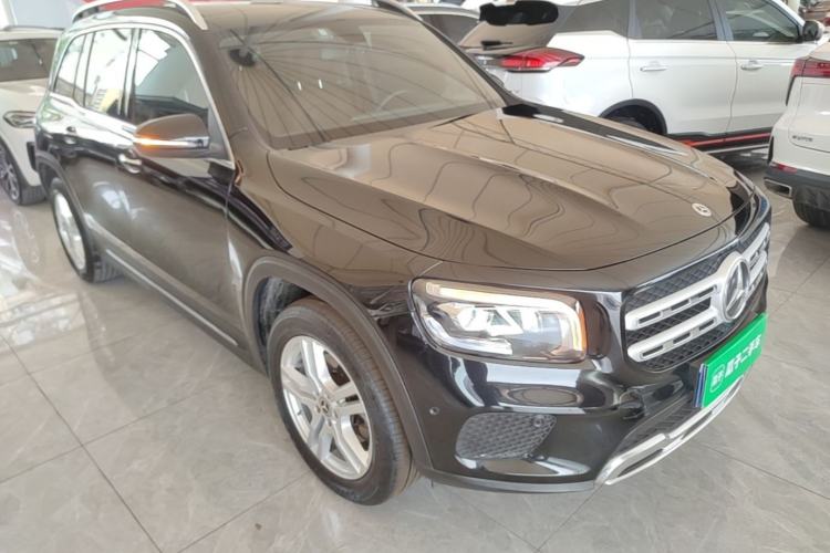 Used Mercedes-Benz GLB 2022 GLB 200 Dynamic Edition Front Right 45 Deg