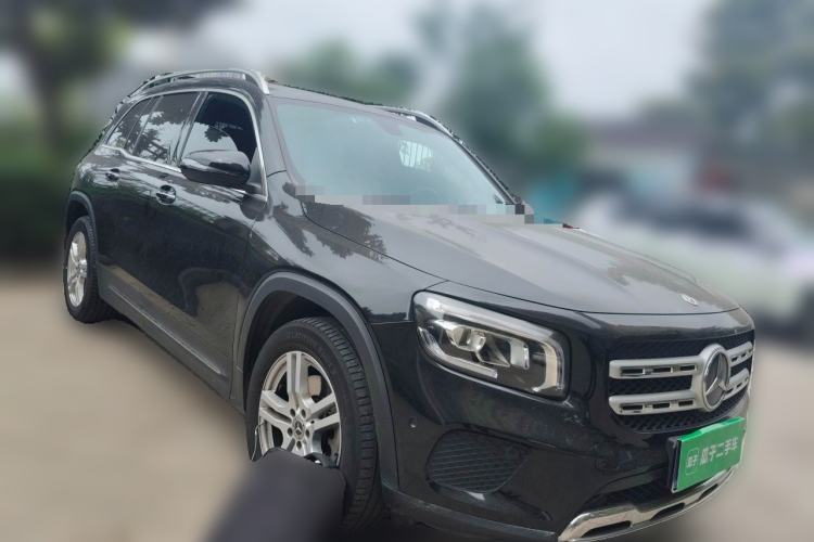Used Mercedes-Benz GLB 2022 GLB 220 Dynamic Edition Front Right 45 Deg
