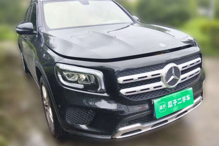 Used Mercedes-Benz GLB 2022 Second Facelift GLB 200 Fashion Edition Front Right 45 Deg
