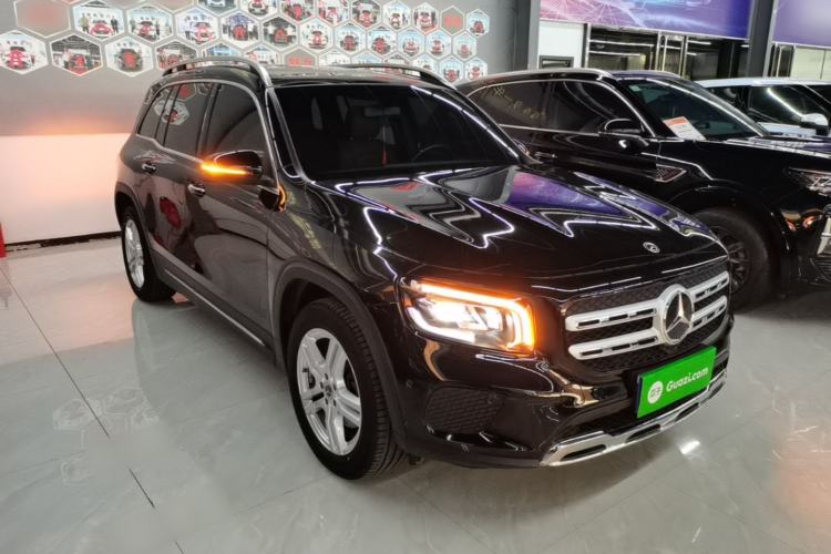 Used Mercedes-Benz GLB 2022 GLB 220 Dynamic Edition Front Right 45 Deg