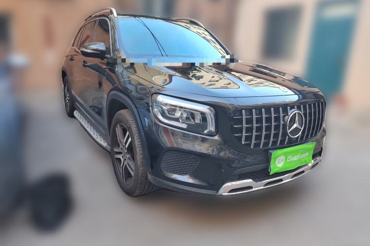 Used Mercedes-Benz GLB 2022 Second Facelift GLB 200 Dynamic Edition Front Right 45 Deg