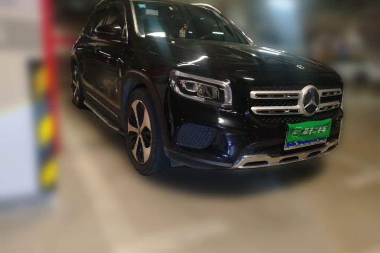 Used Mercedes-Benz GLB 2022 Updated GLB 200 Fashion Edition Front Right 45 Deg