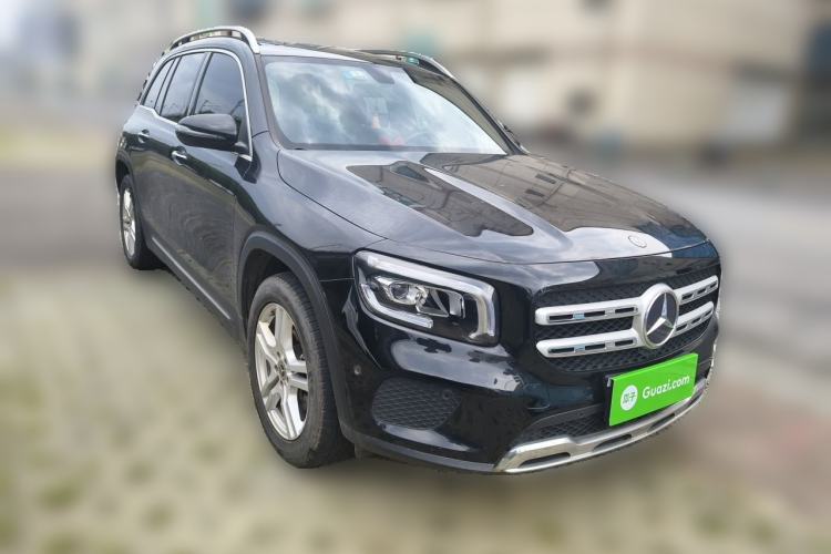 Used Mercedes-Benz GLB 2022 GLB 220 Dynamic Edition Front Right 45 Deg