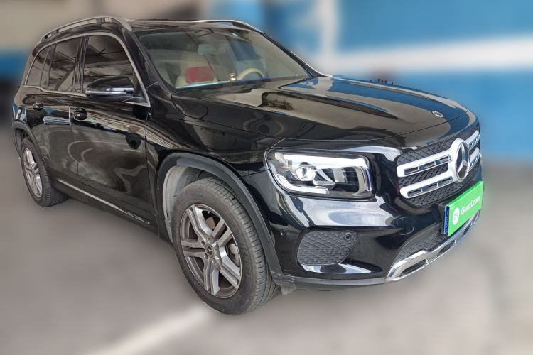 Used Mercedes-Benz GLB 2022 Second Facelift GLB 200 Fashion Edition Front Right 45 Deg