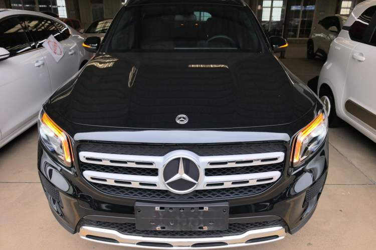 Used Mercedes-Benz GLB 2022 Second Facelift GLB 200 Dynamic Edition Front