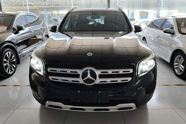 Used Mercedes-Benz GLB 2022 Second Facelift GLB 200 Dynamic Edition Front