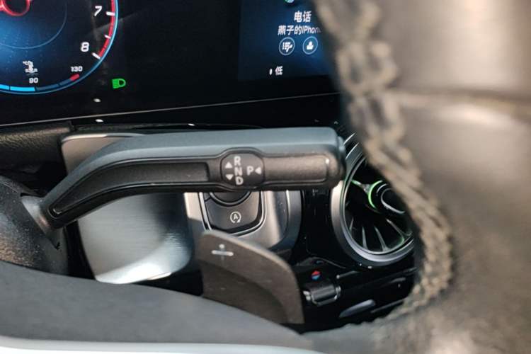 Used Mercedes-Benz GLB 2022 GLB 200 Dynamic Edition Gear Lever