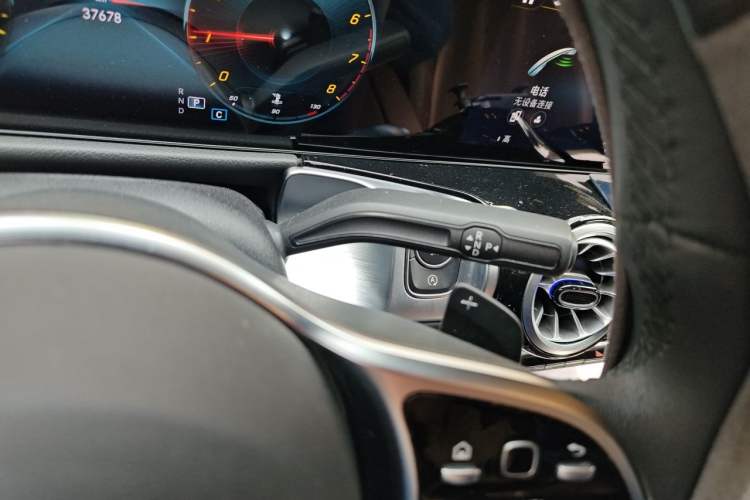 Used Mercedes-Benz GLB 2022 GLB 220 Dynamic Edition Gear Lever