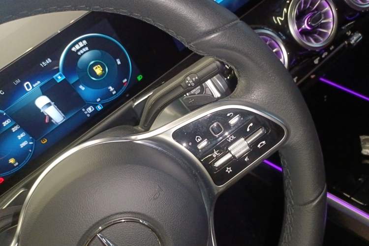 Used Mercedes-Benz GLB 2022 GLB 220 Dynamic Edition Gear Lever