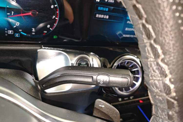 Used Mercedes-Benz GLB 2022 Refresh GLB 200 Dynamic Edition Gear Lever