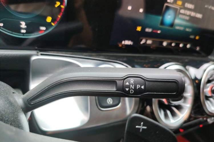 Used Mercedes-Benz GLB 2022 GLB 220 Fashion Model Gear Lever