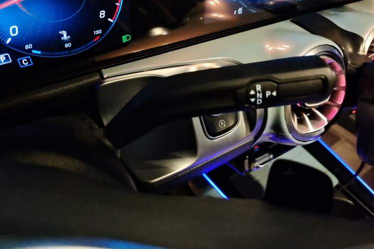Used Mercedes-Benz GLB 2022 Updated GLB 200 Fashion Edition Gear Lever
