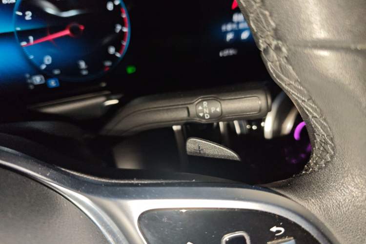 Used Mercedes-Benz GLB 2022 GLB 220 Dynamic Edition Gear Lever