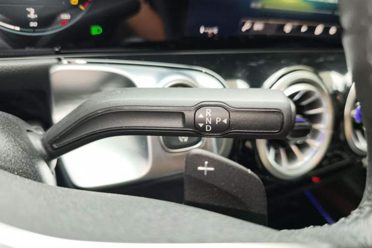 Used Mercedes-Benz GLB 2022 GLB 220 Fashion Model Gear Lever