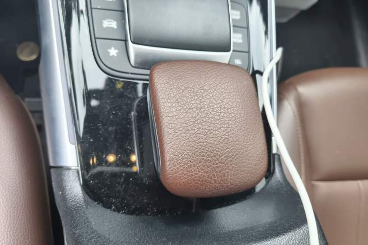 Used Mercedes-Benz GLB 2022 GLB 220 Dynamic Edition Gear Lever