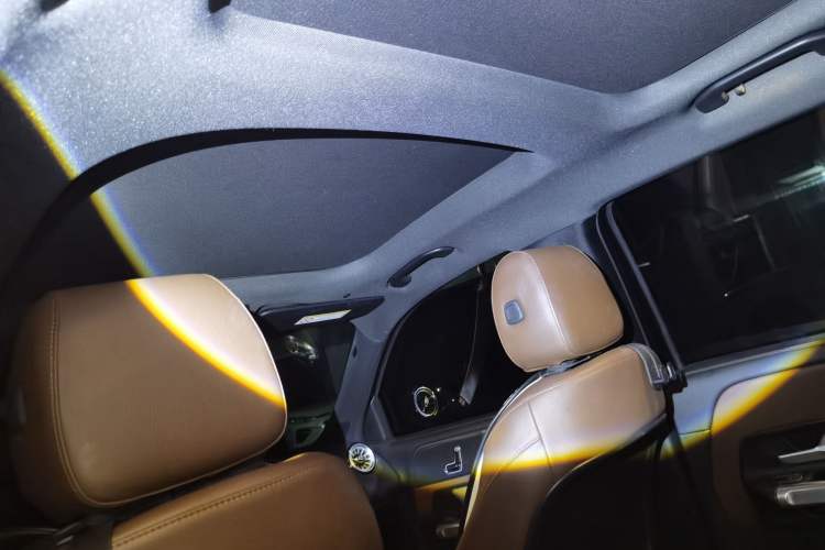 Used Mercedes-Benz GLB 2022 GLB 220 Dynamic Edition Headliner